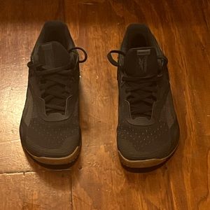 Size 9 Reebok nano x